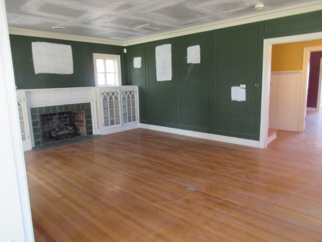 2 N Harlem Avenue, Freeport, IL 61032