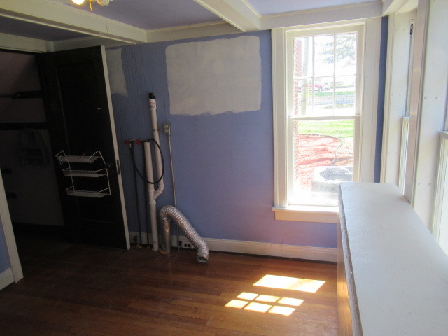 2 N Harlem Avenue, Freeport, IL 61032