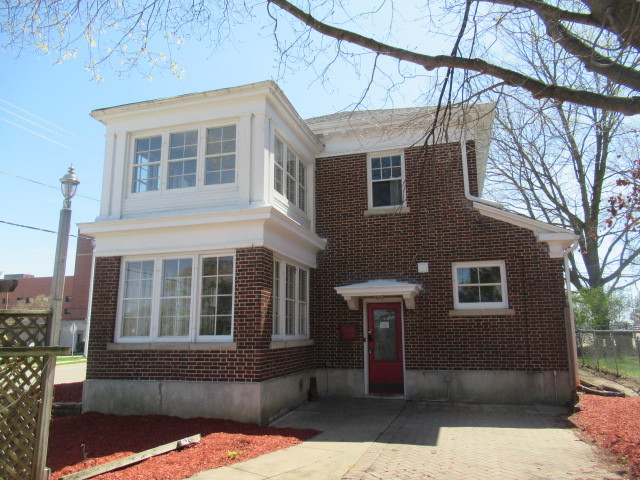 2 N Harlem Avenue, Freeport, IL 61032