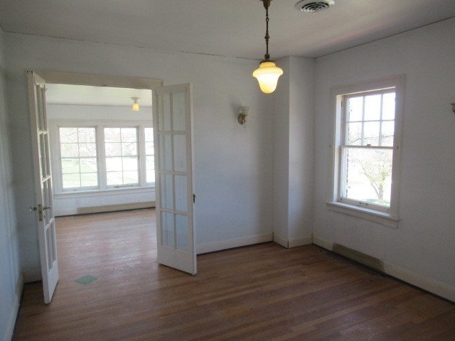 2 N Harlem Avenue, Freeport, IL 61032