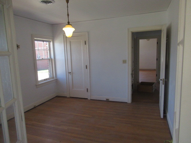 2 N Harlem Avenue, Freeport, IL 61032