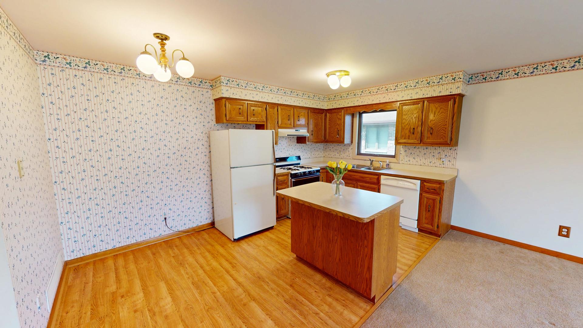 227 Hillcrest Avenue #A, Yorkville, IL 60560