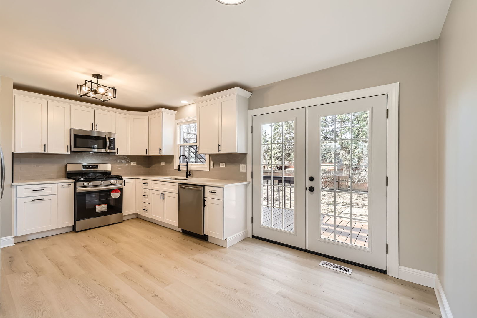 4211 Gregory Drive, Zion, IL 60099