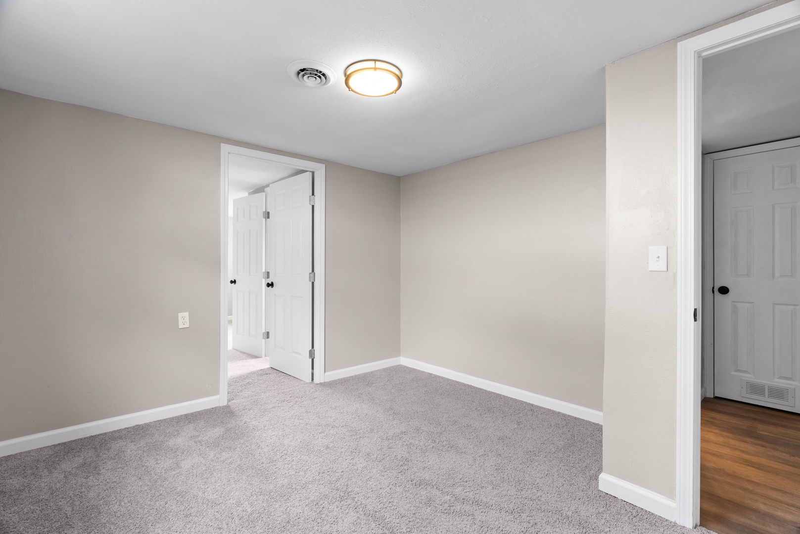 208 St Christopher Drive, Cahokia, IL 62206