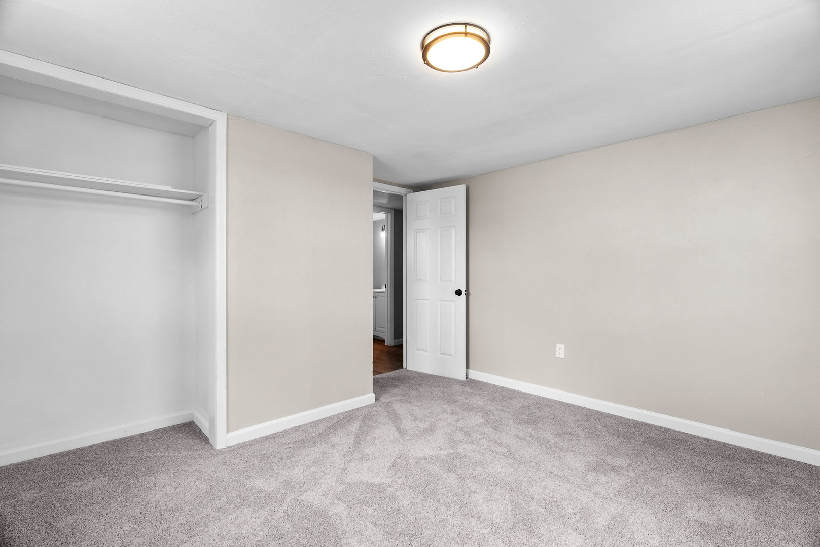 208 St Christopher Drive, Cahokia, IL 62206