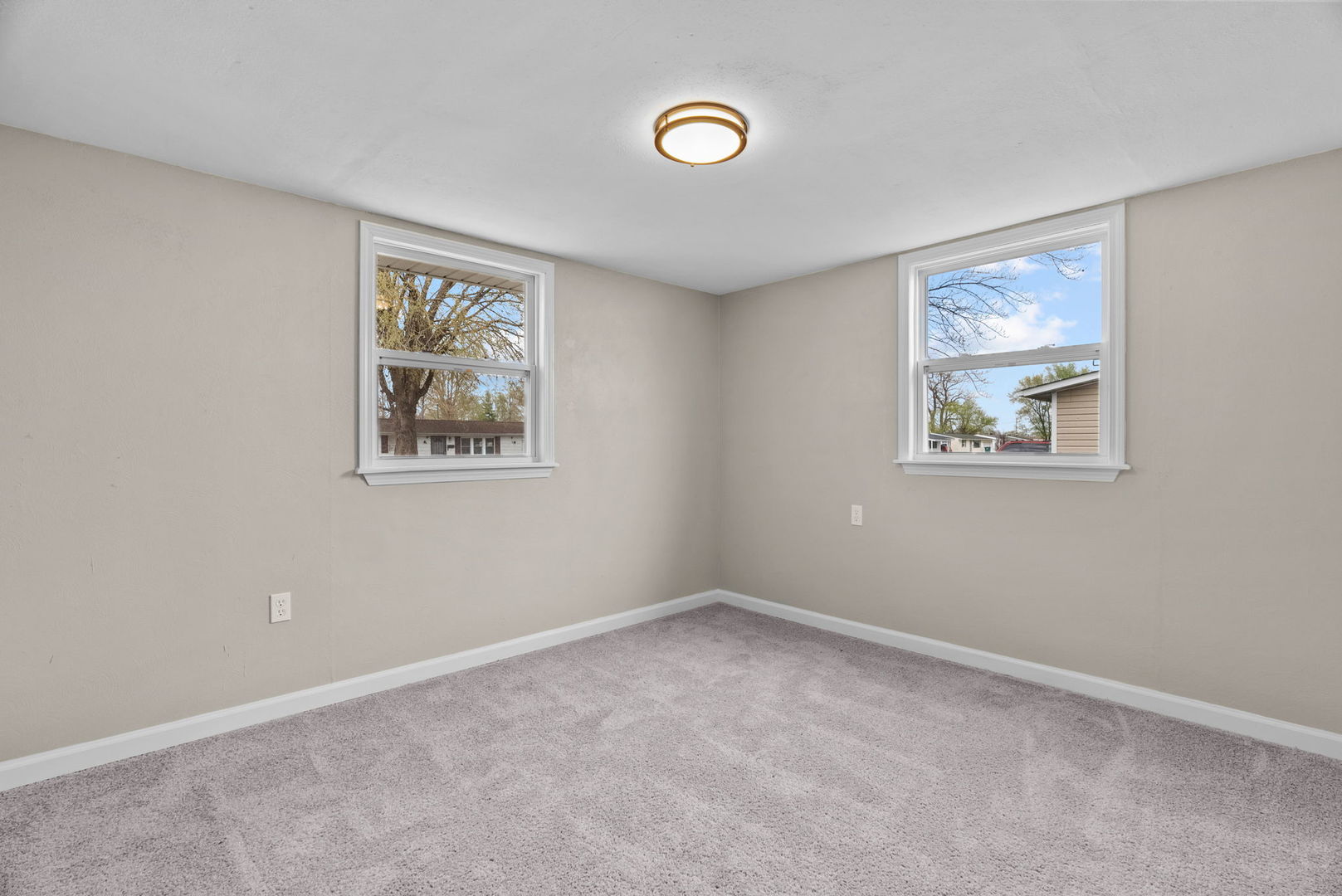 208 St Christopher Drive, Cahokia, IL 62206