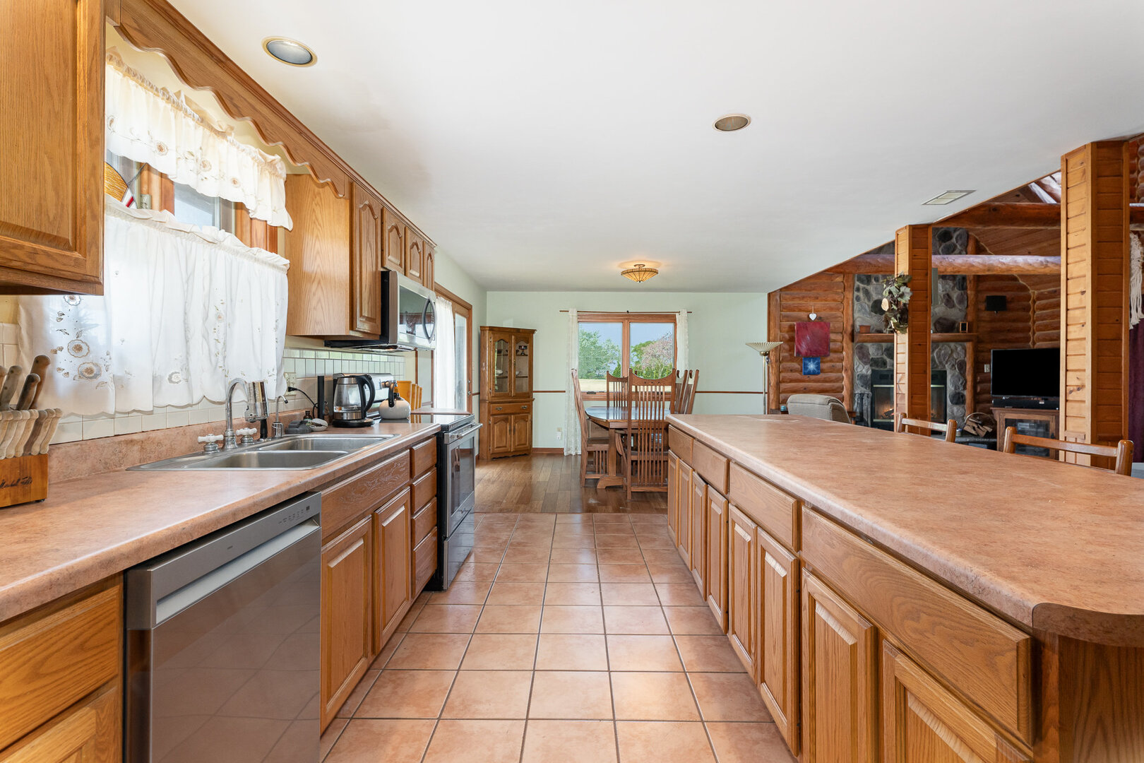 2949 W Offner Road, Monee, IL 60449