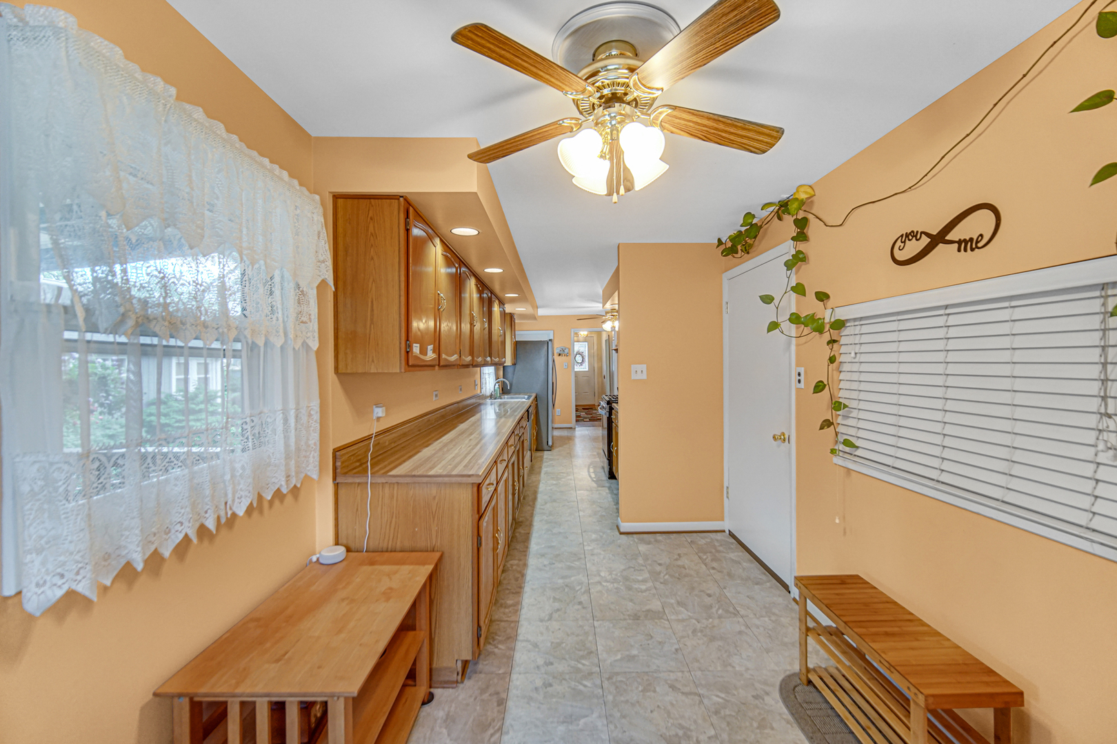 18458 Morris Avenue, Homewood, IL 60430