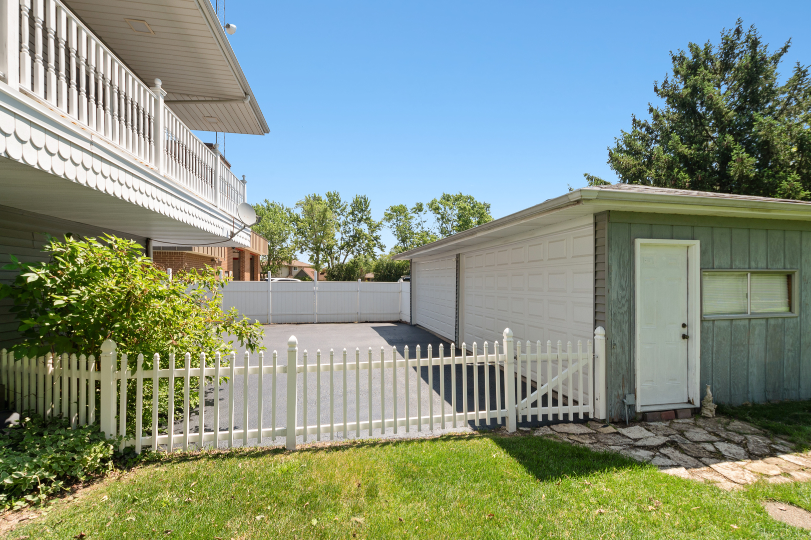 9201 175th Street, Tinley Park, IL 60487