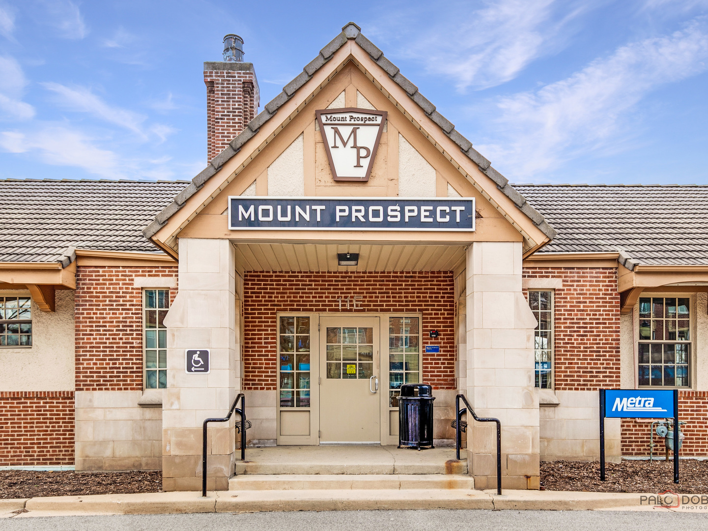 519 W Central Road #1B, Mount Prospect, IL 60056