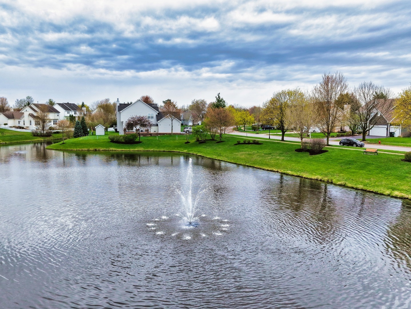 271 W Washington Street, Oswego, IL 60543