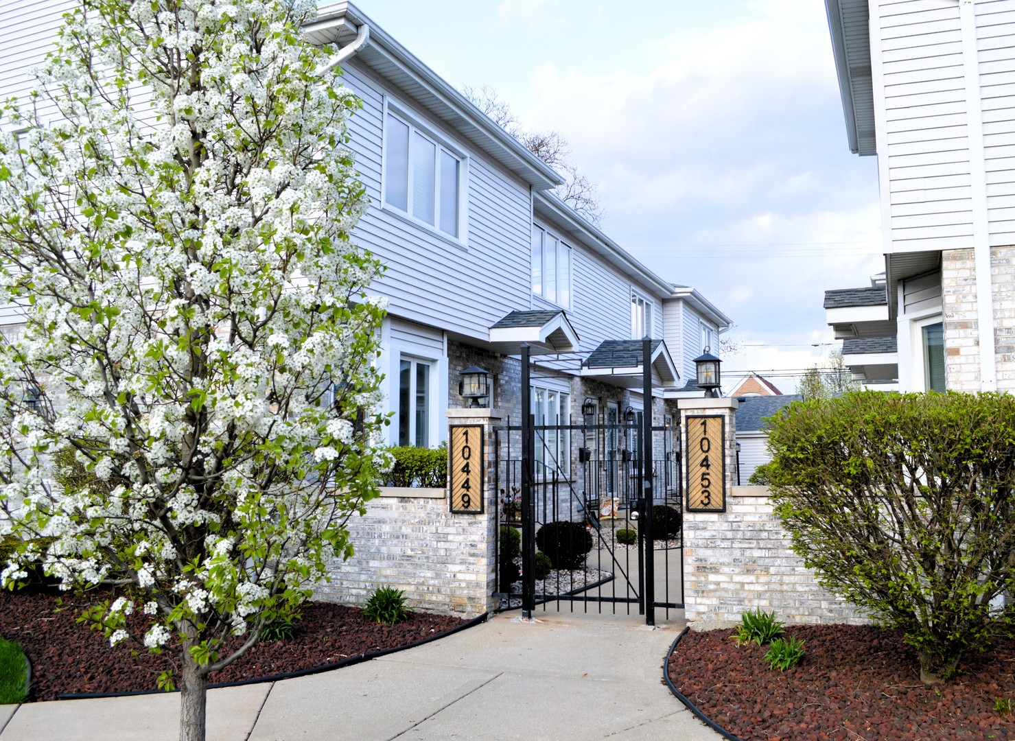10453 S Kedzie Avenue #B, Chicago, IL 60655