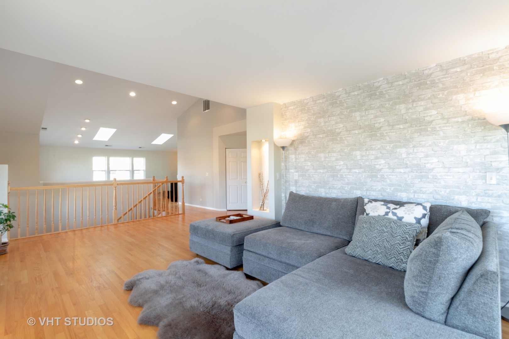 1227 Georgetown Way, Vernon Hills, IL 60061