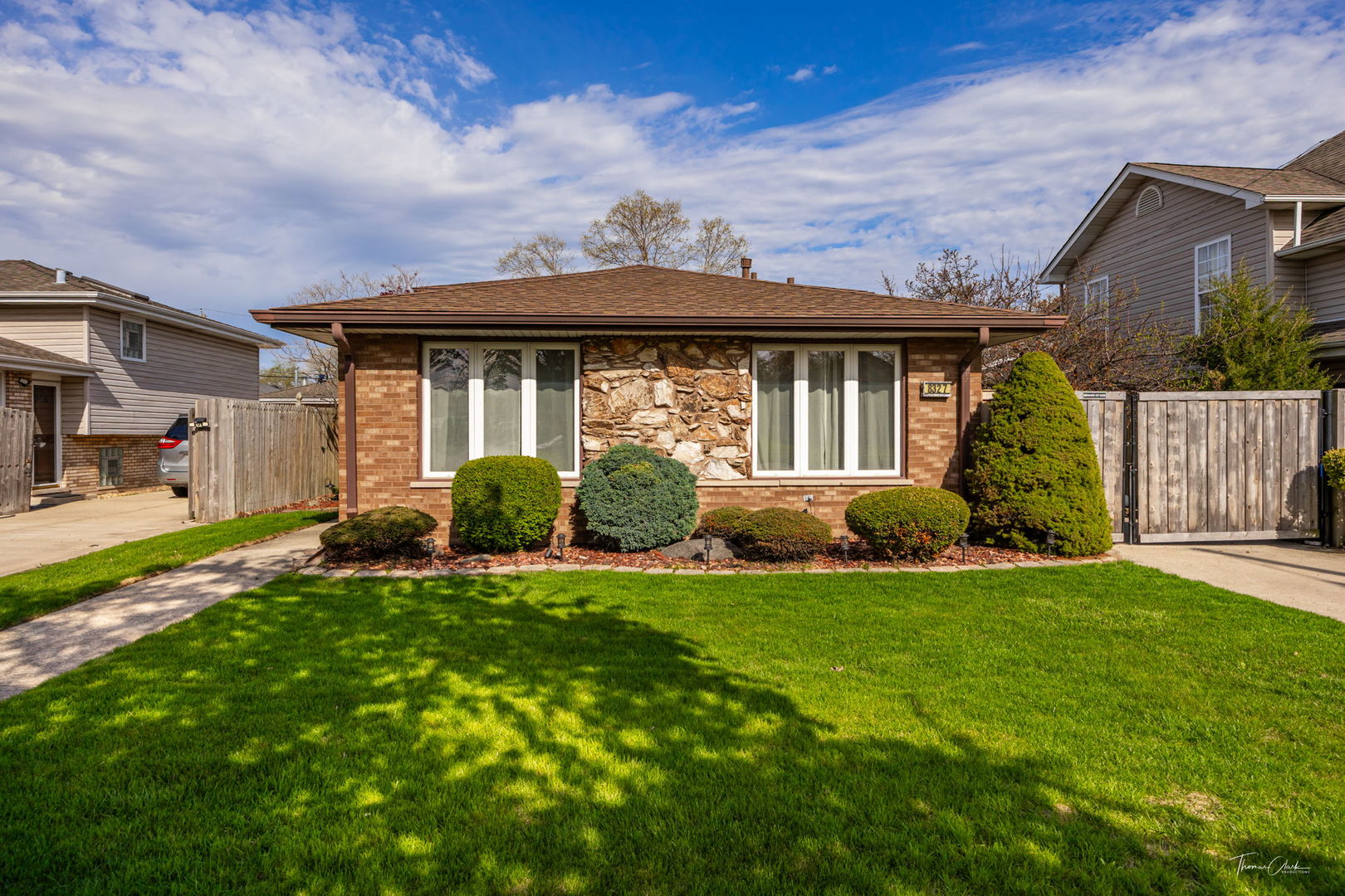 8327 S 78TH Avenue, Bridgeview, IL 60455