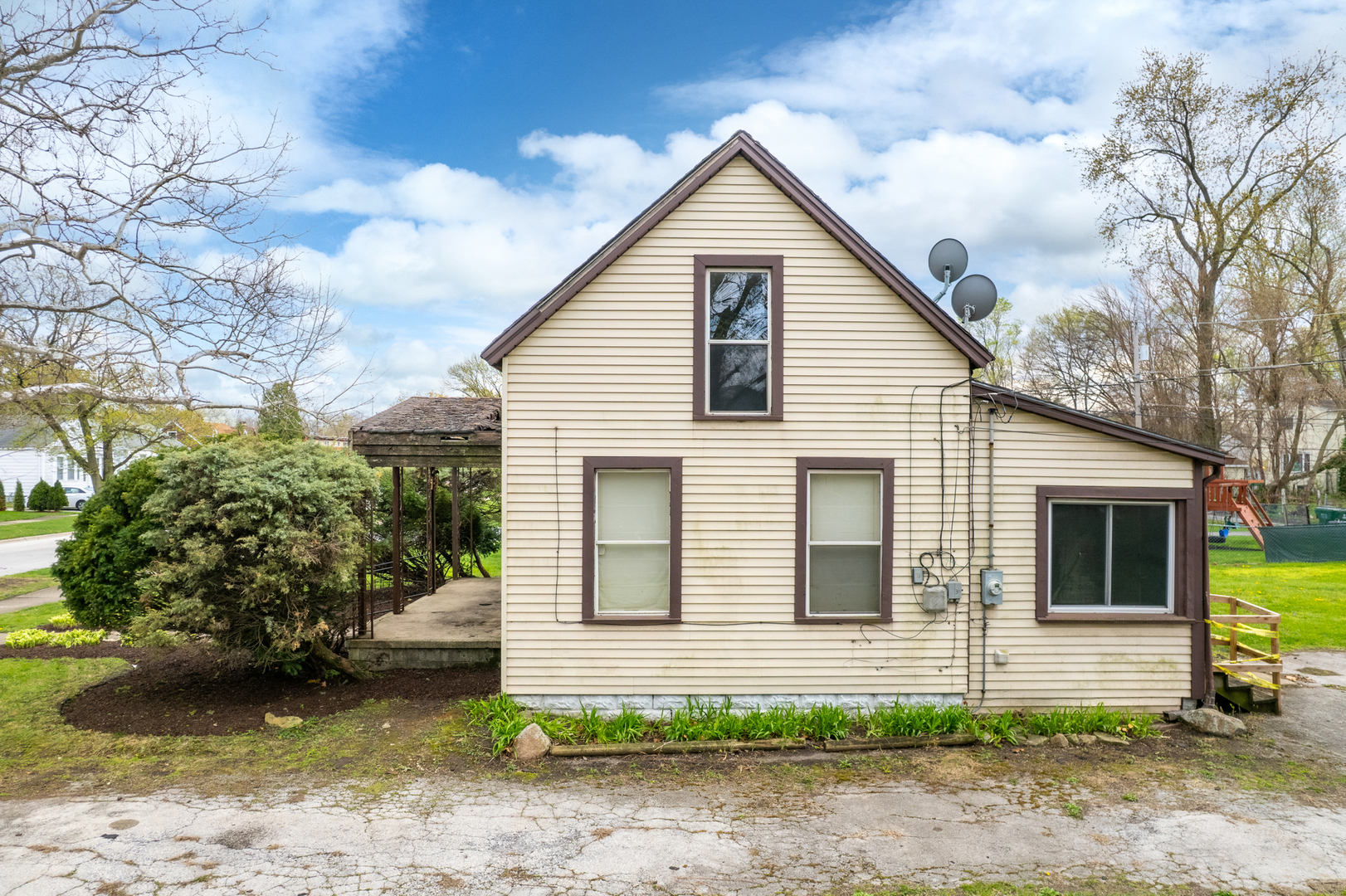 17046 Bulger Avenue, Hazel Crest, IL 60429