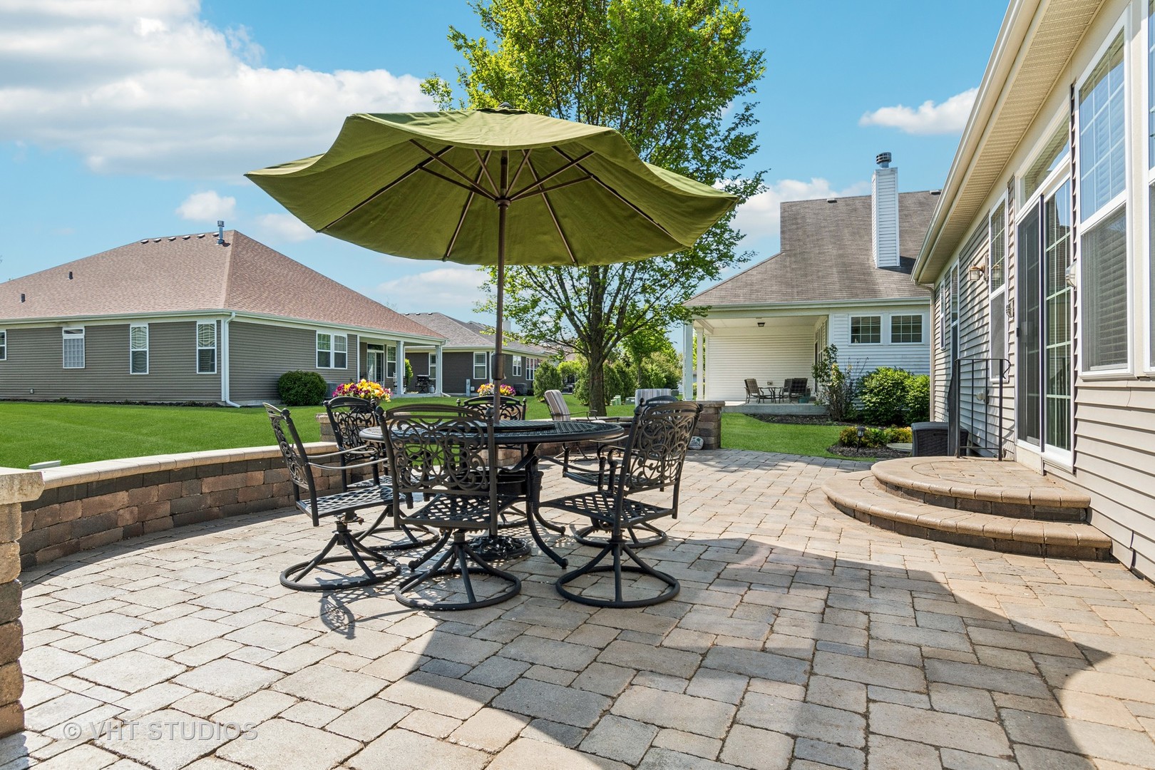 2808 EDGEBROOK Court, Naperville, IL 60564