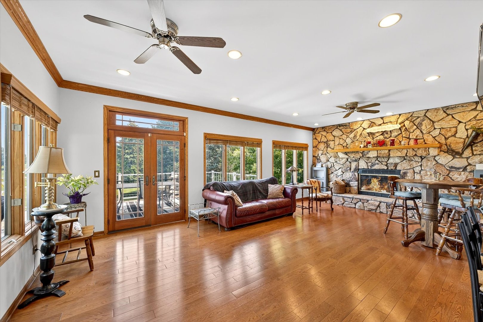 4 Bernay Court, Cary, IL 60013