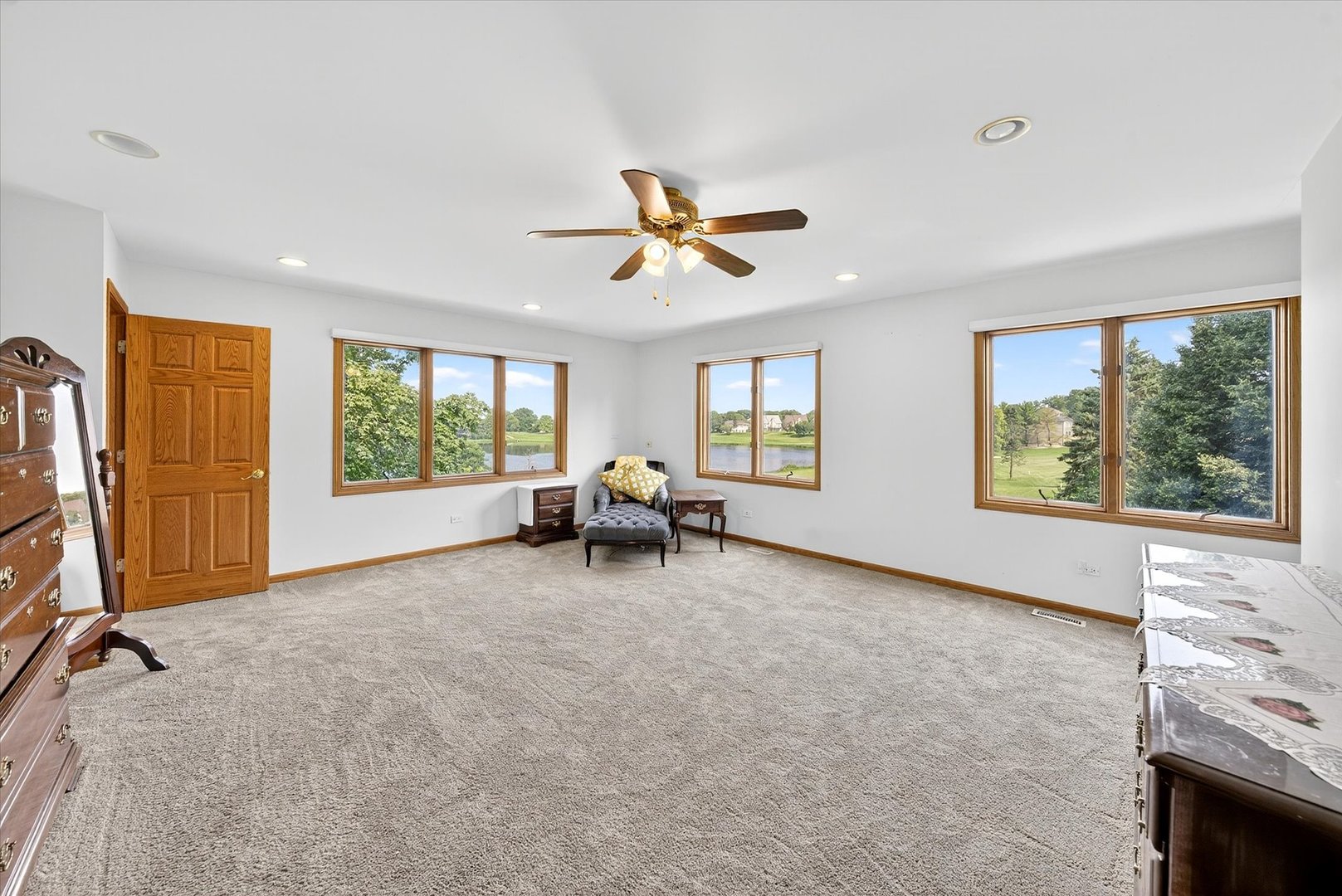 4 Bernay Court, Cary, IL 60013
