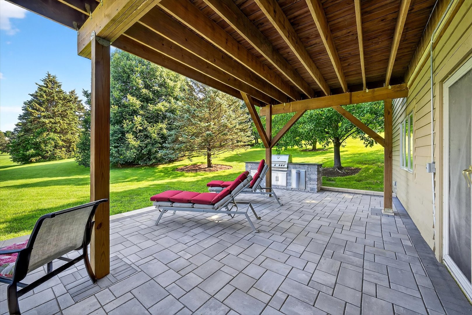 4 Bernay Court, Cary, IL 60013