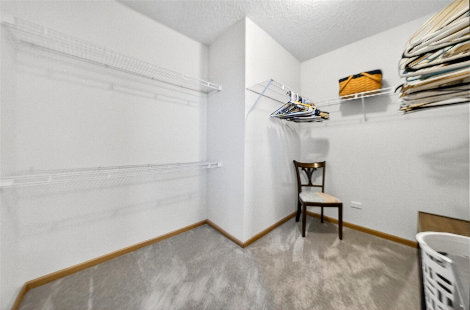 4 Bernay Court, Cary, IL 60013