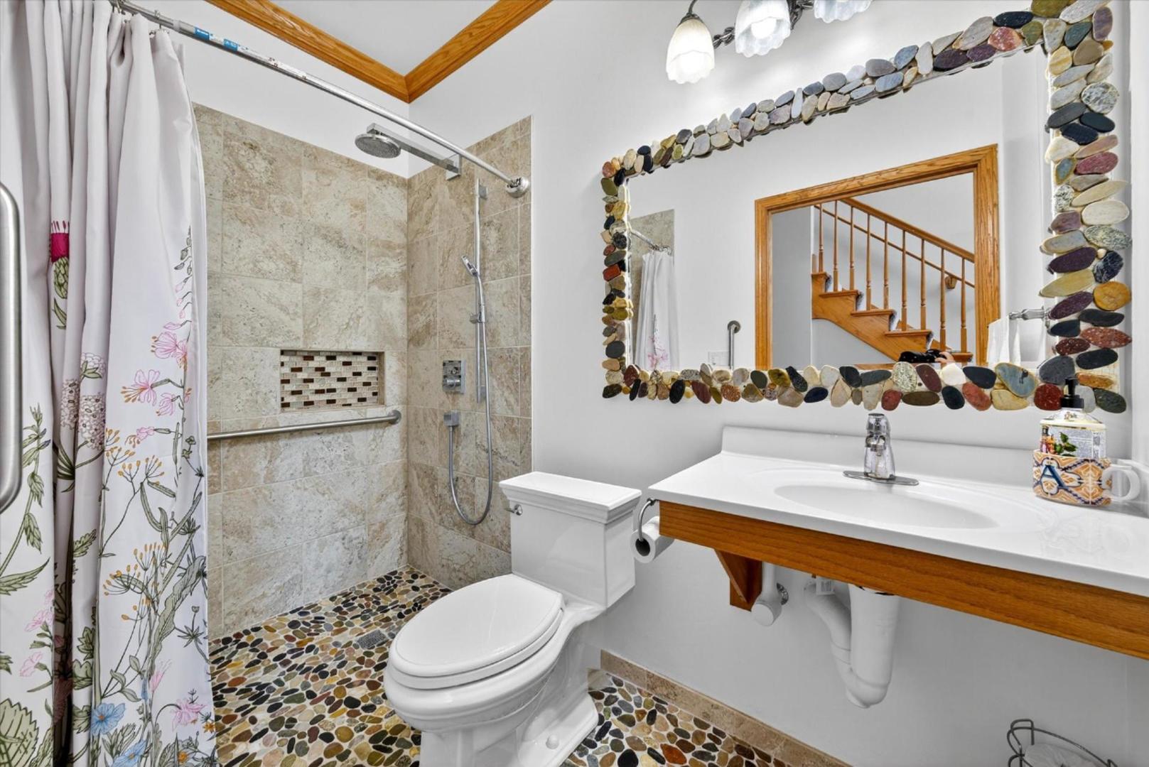 4 Bernay Court, Cary, IL 60013