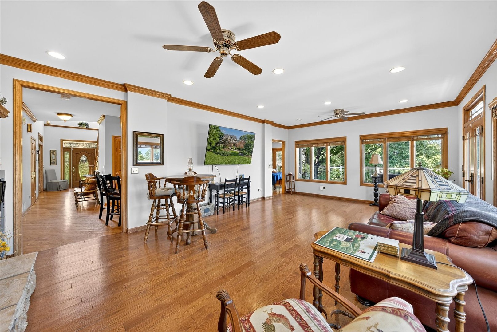 4 Bernay Court, Cary, IL 60013