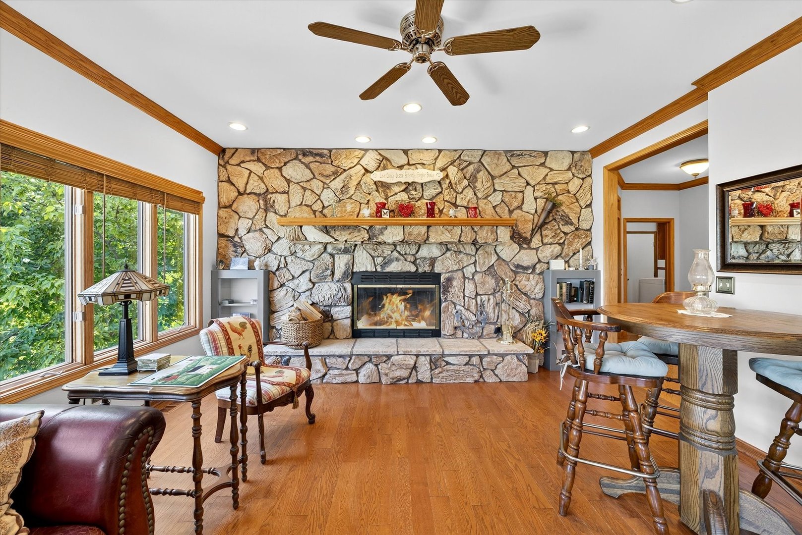 4 Bernay Court, Cary, IL 60013