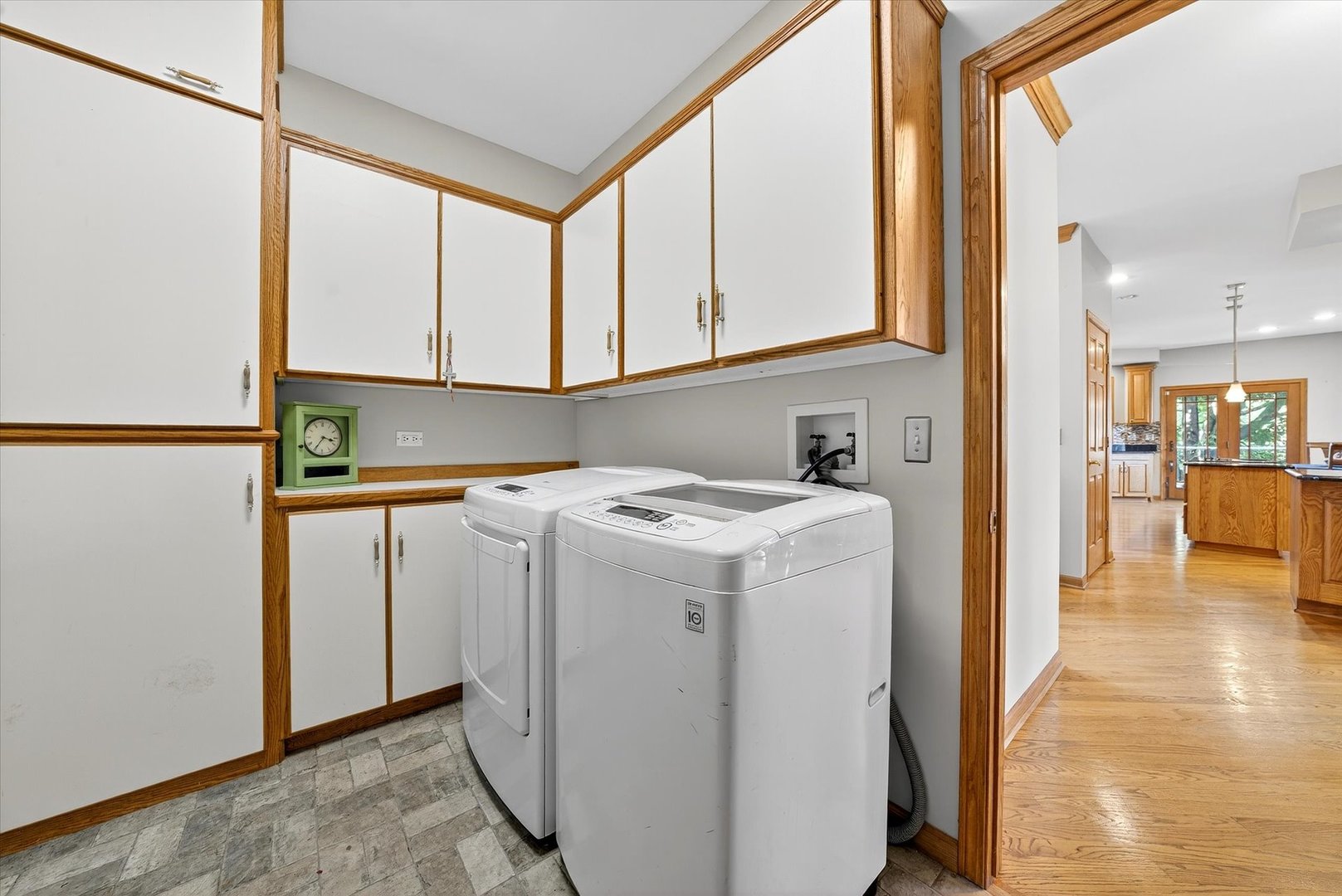 4 Bernay Court, Cary, IL 60013