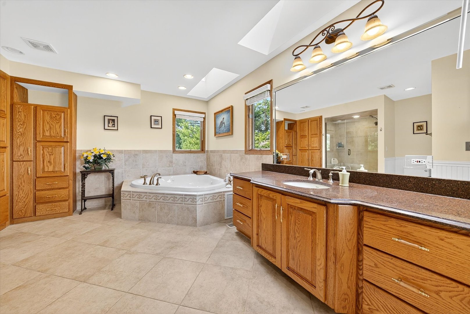 4 Bernay Court, Cary, IL 60013