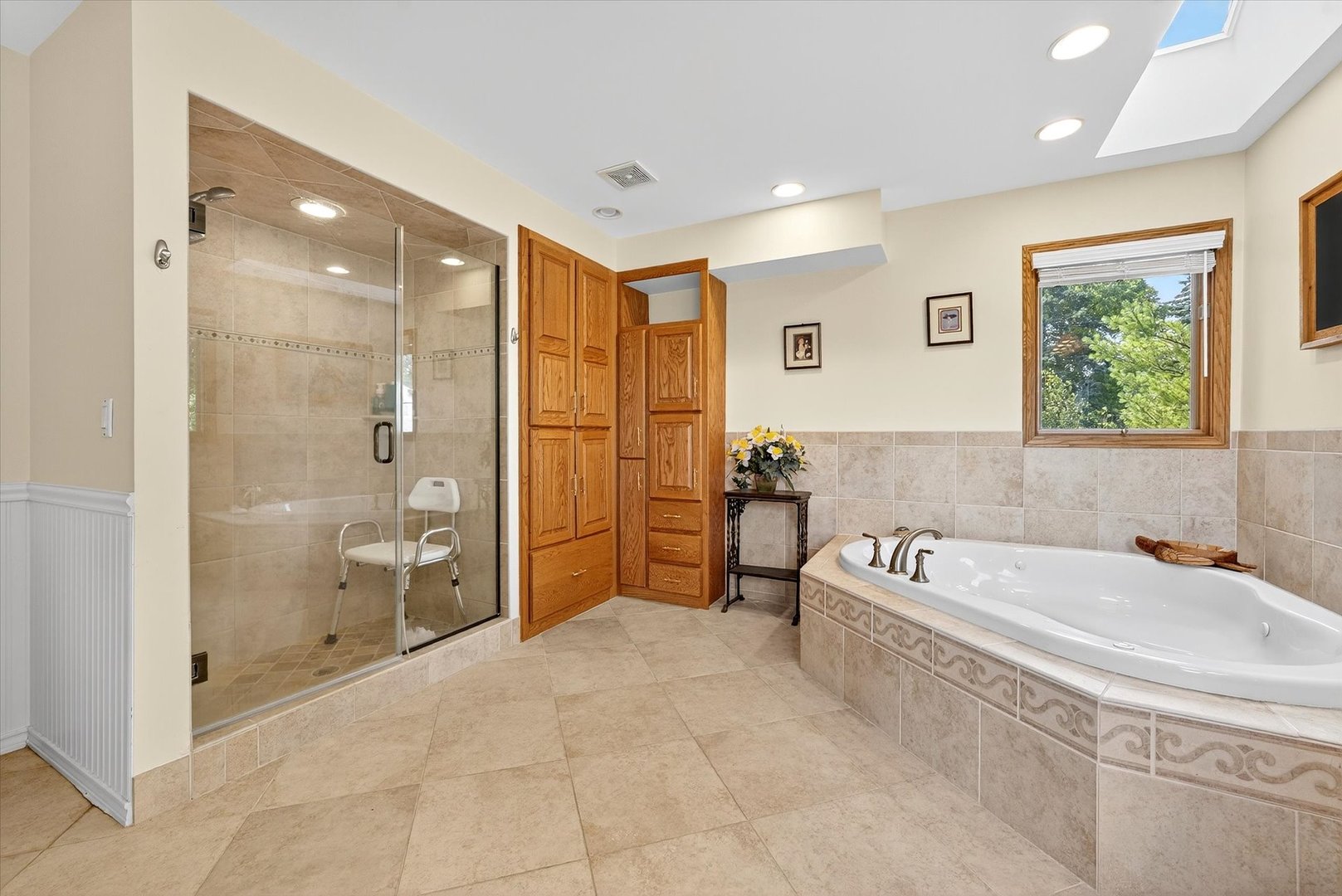 4 Bernay Court, Cary, IL 60013