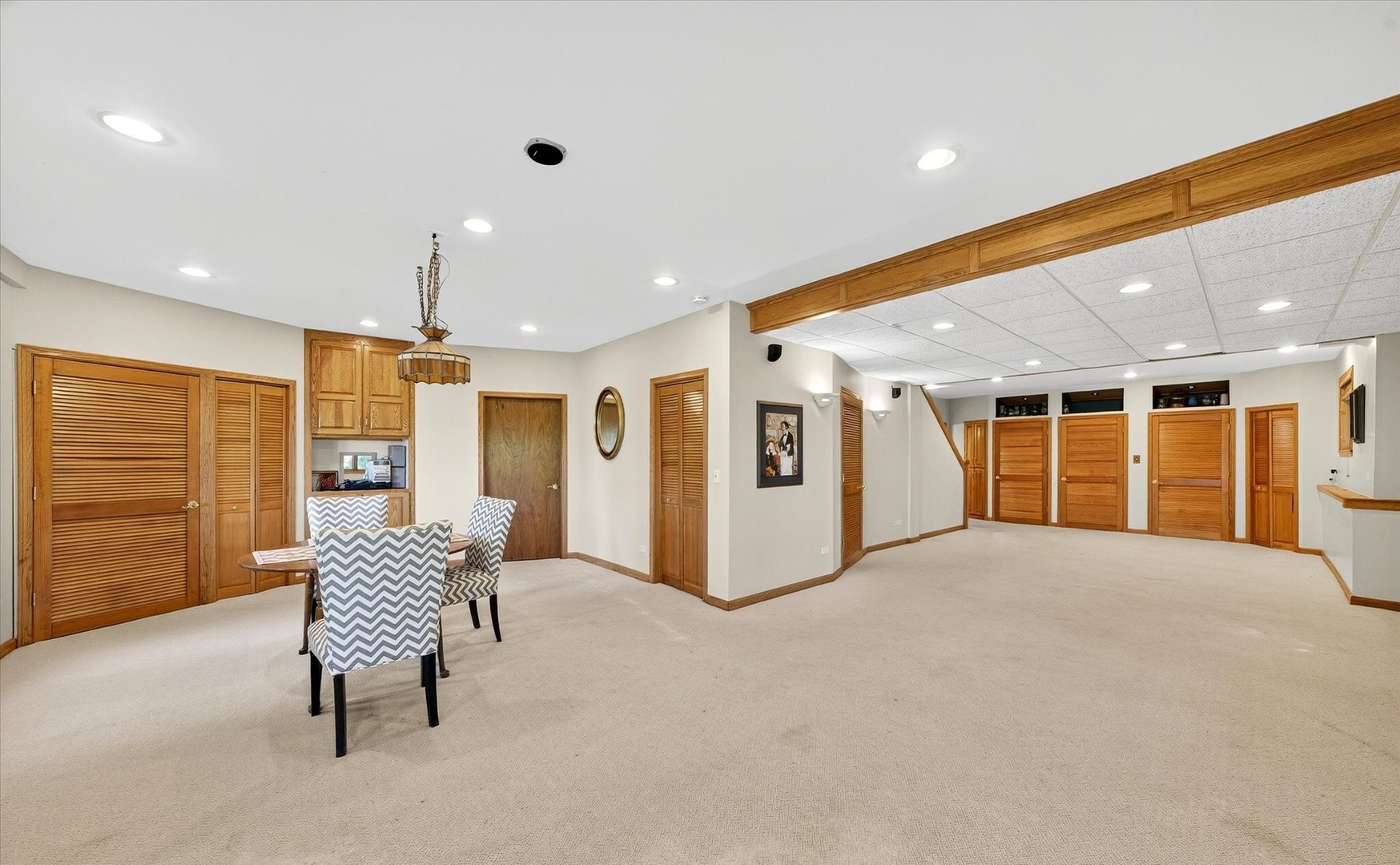4 Bernay Court, Cary, IL 60013
