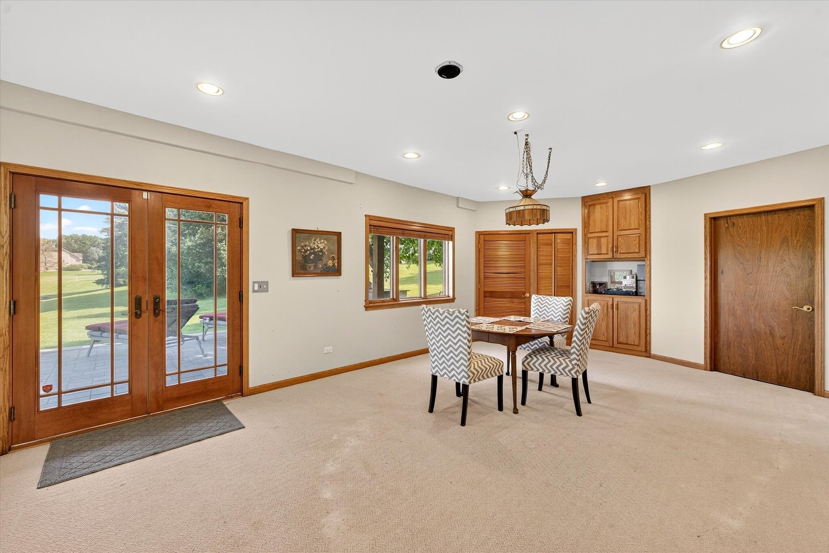 4 Bernay Court, Cary, IL 60013