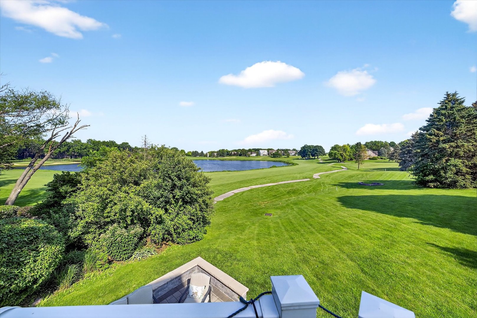 4 Bernay Court, Cary, IL 60013