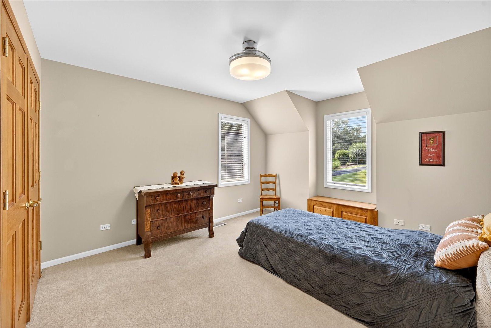4 Bernay Court, Cary, IL 60013