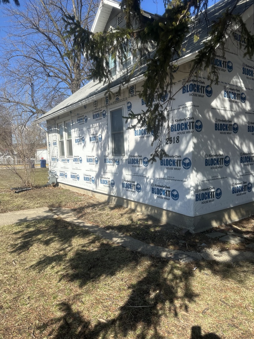 2318 Washington Street #1, Waukegan, IL 60085