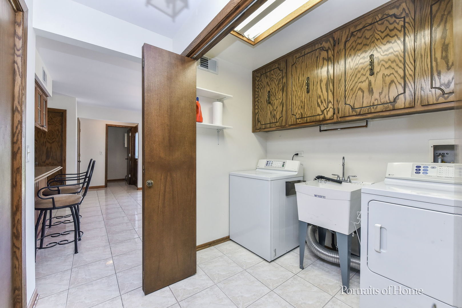 506 Abbeywood Court, Oak Brook, IL 60523
