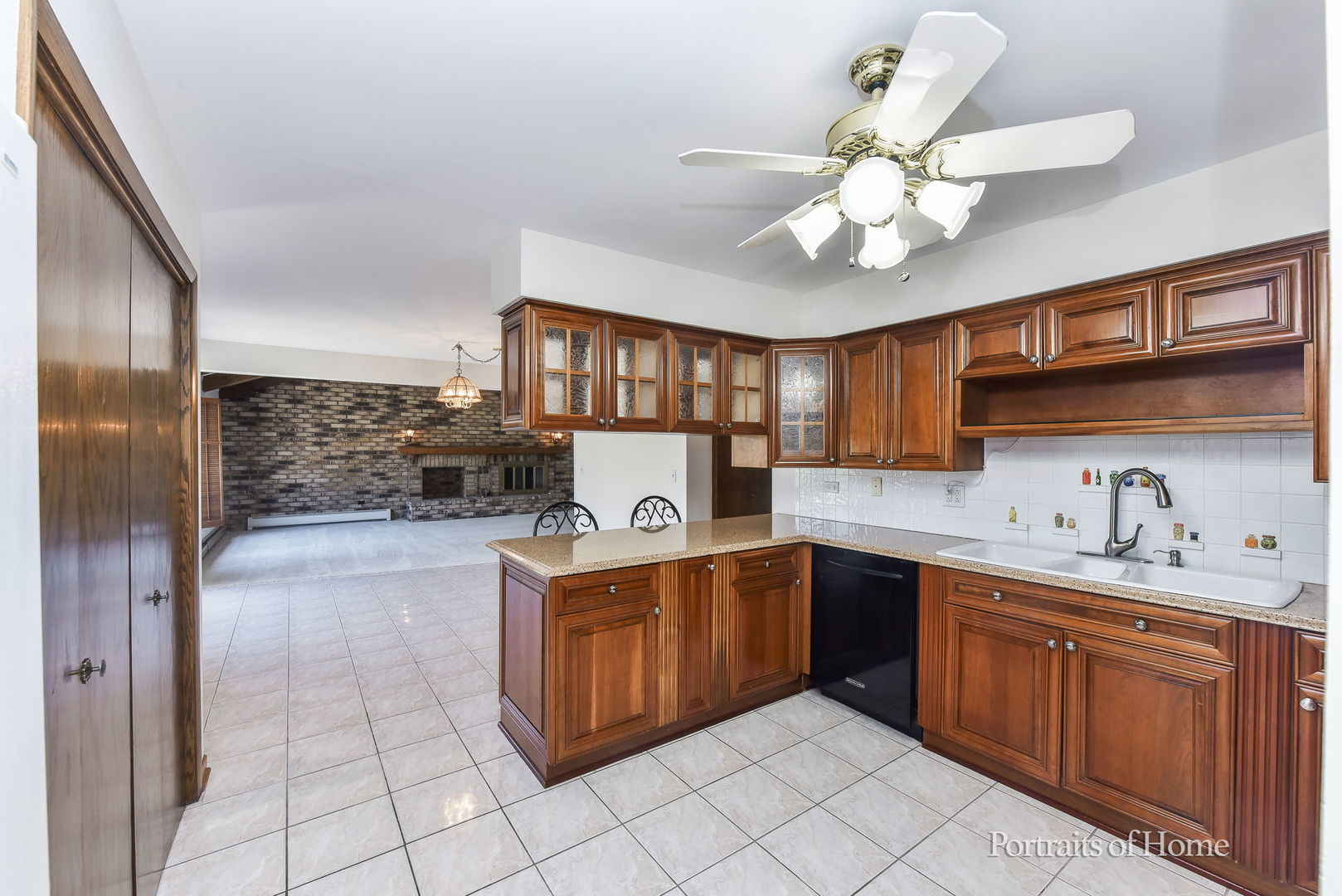 506 Abbeywood Court, Oak Brook, IL 60523