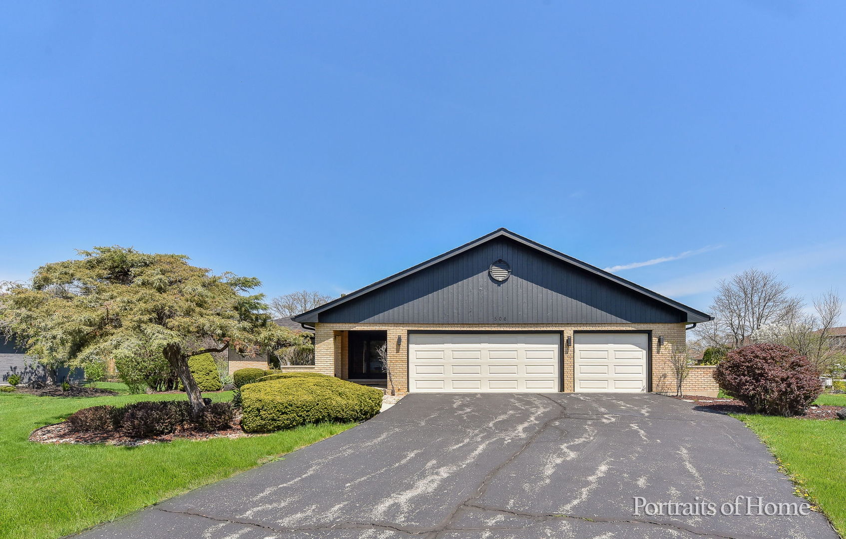 506 Abbeywood Court, Oak Brook, IL 60523