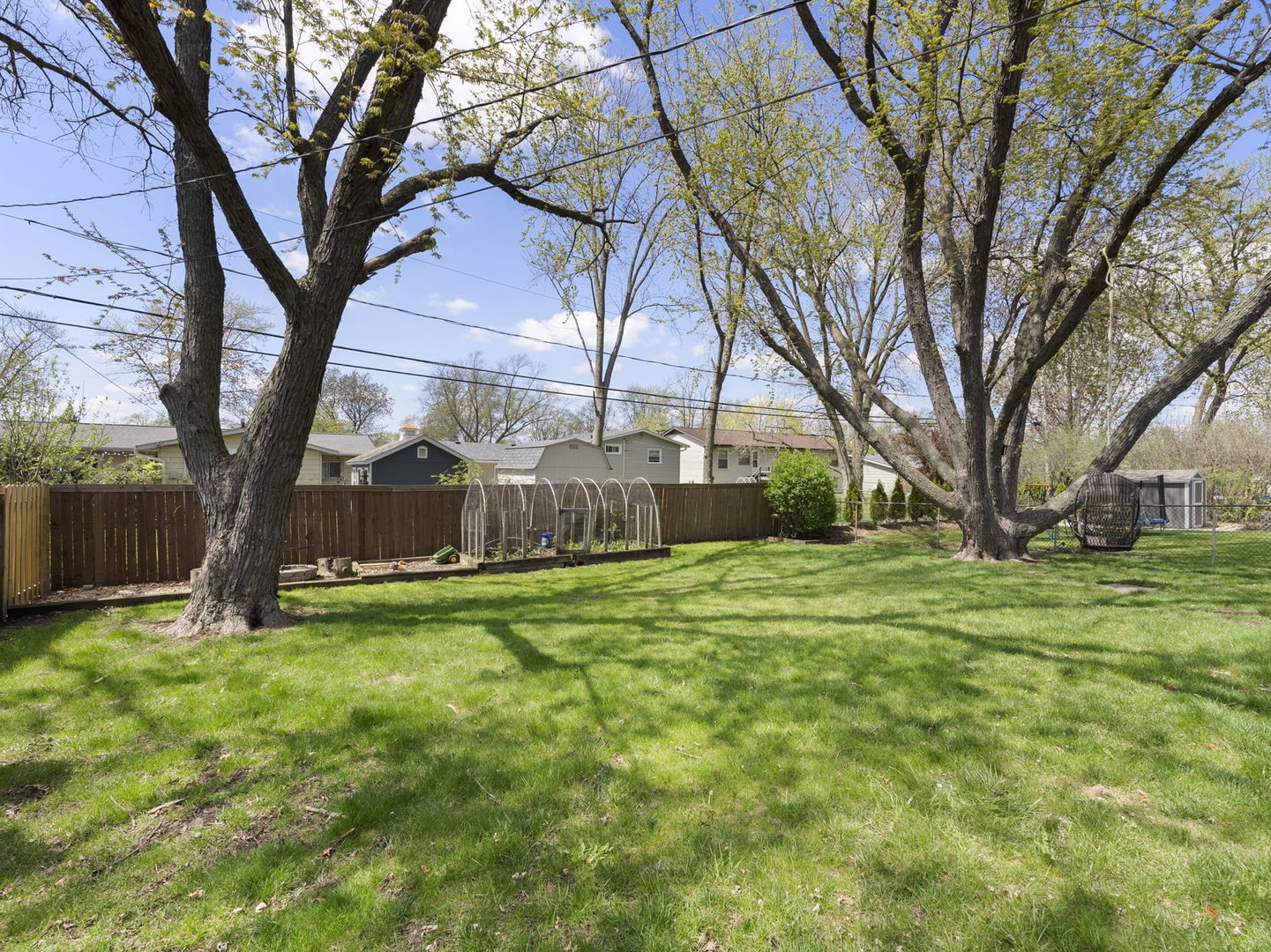 6896 Orchard Lane, Hanover Park, IL 60133