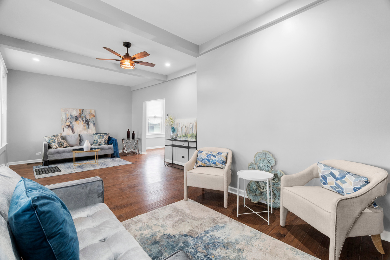 1100 S 3rd Avenue, Maywood, IL 60153