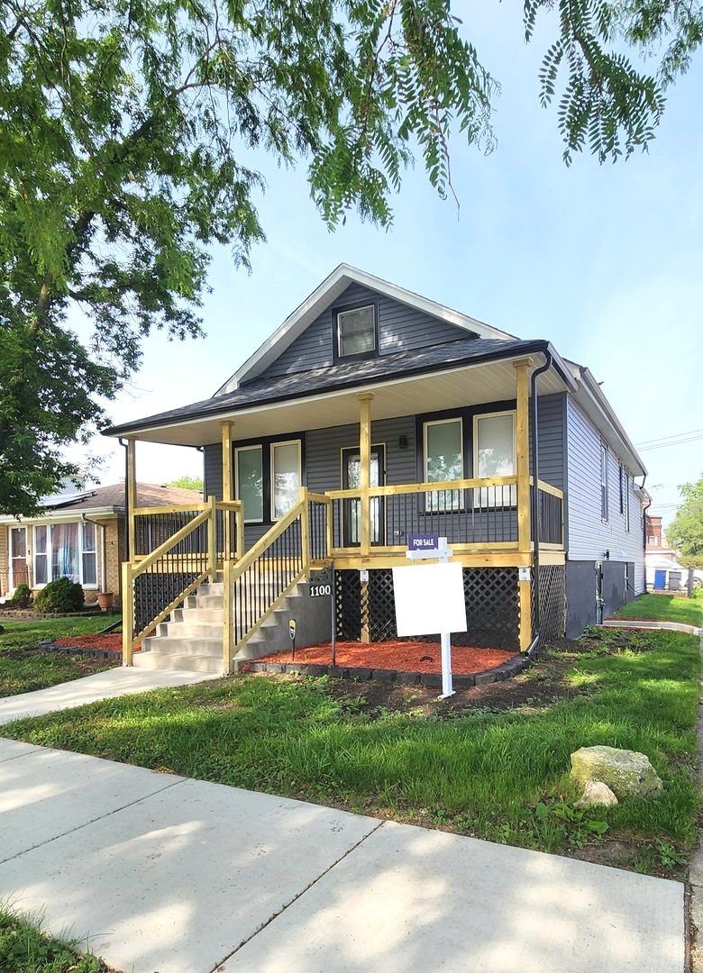 1100 S 3rd Avenue, Maywood, IL 60153