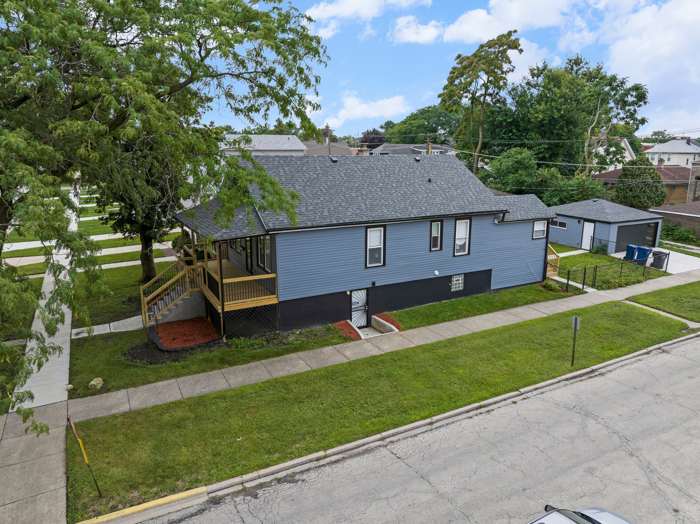 1100 S 3rd Avenue, Maywood, IL 60153