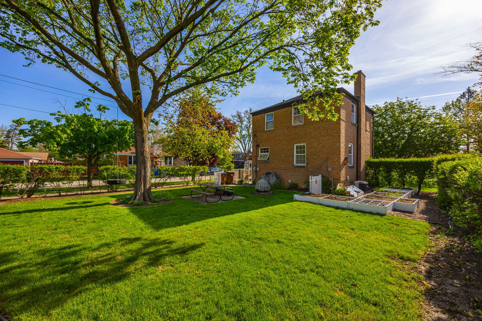 2500 S 7th Avenue, North Riverside, IL 60546