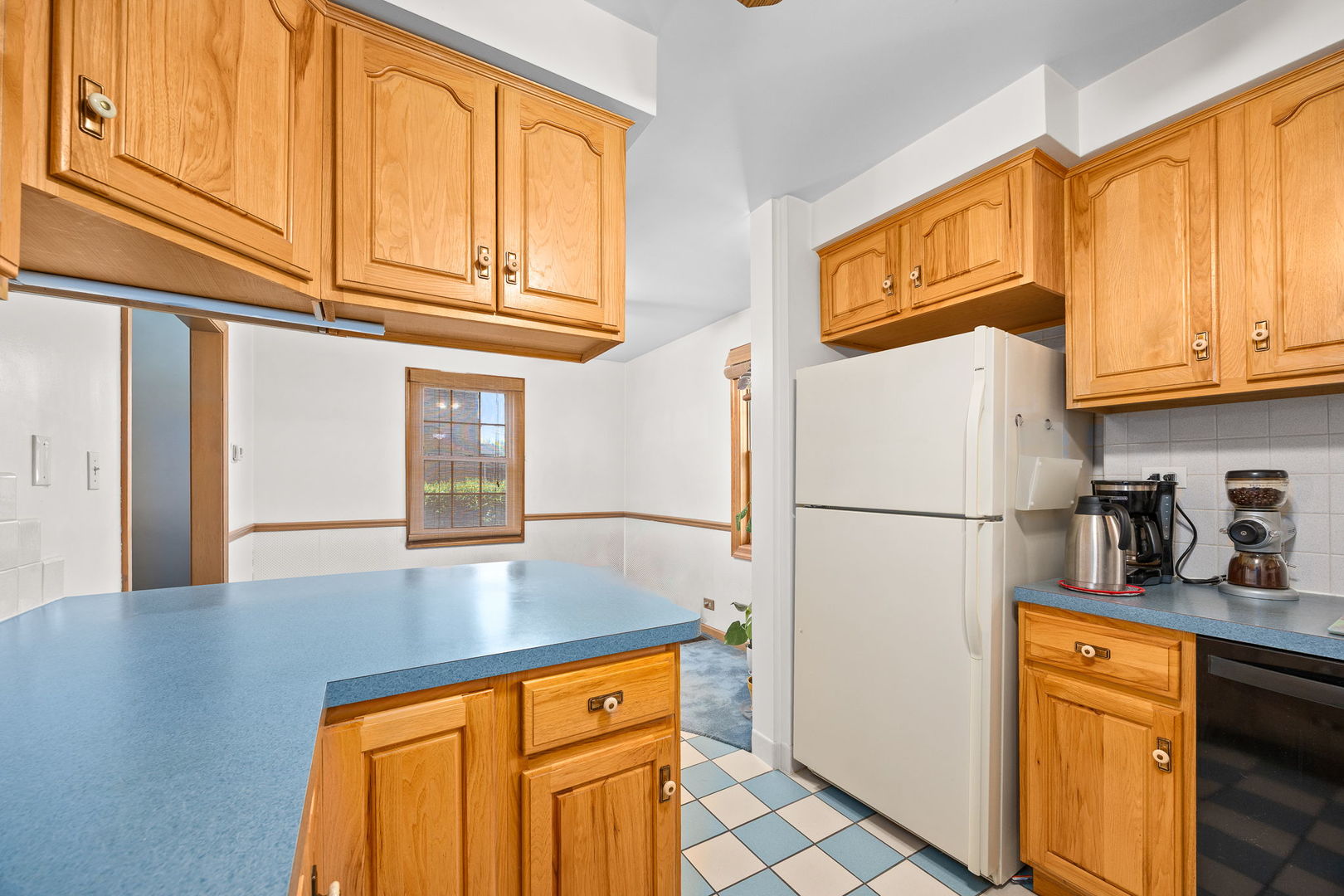 2500 S 7th Avenue, North Riverside, IL 60546
