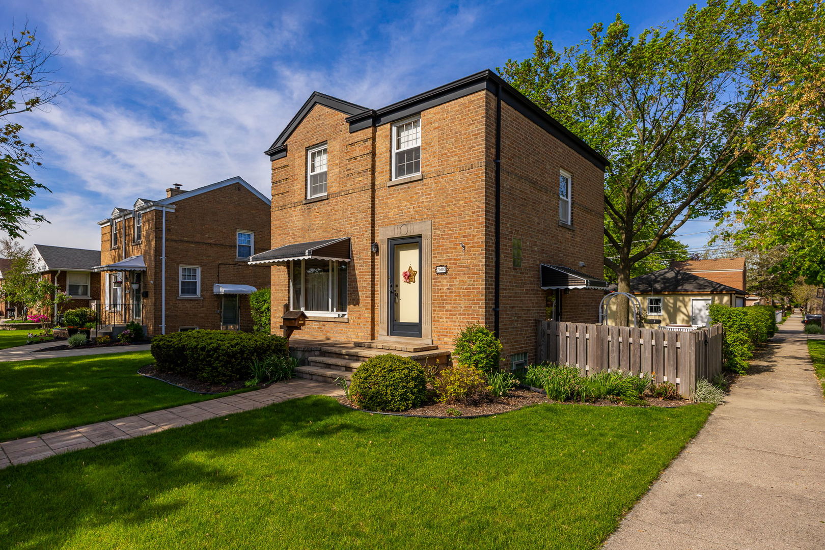 2500 S 7th Avenue, North Riverside, IL 60546