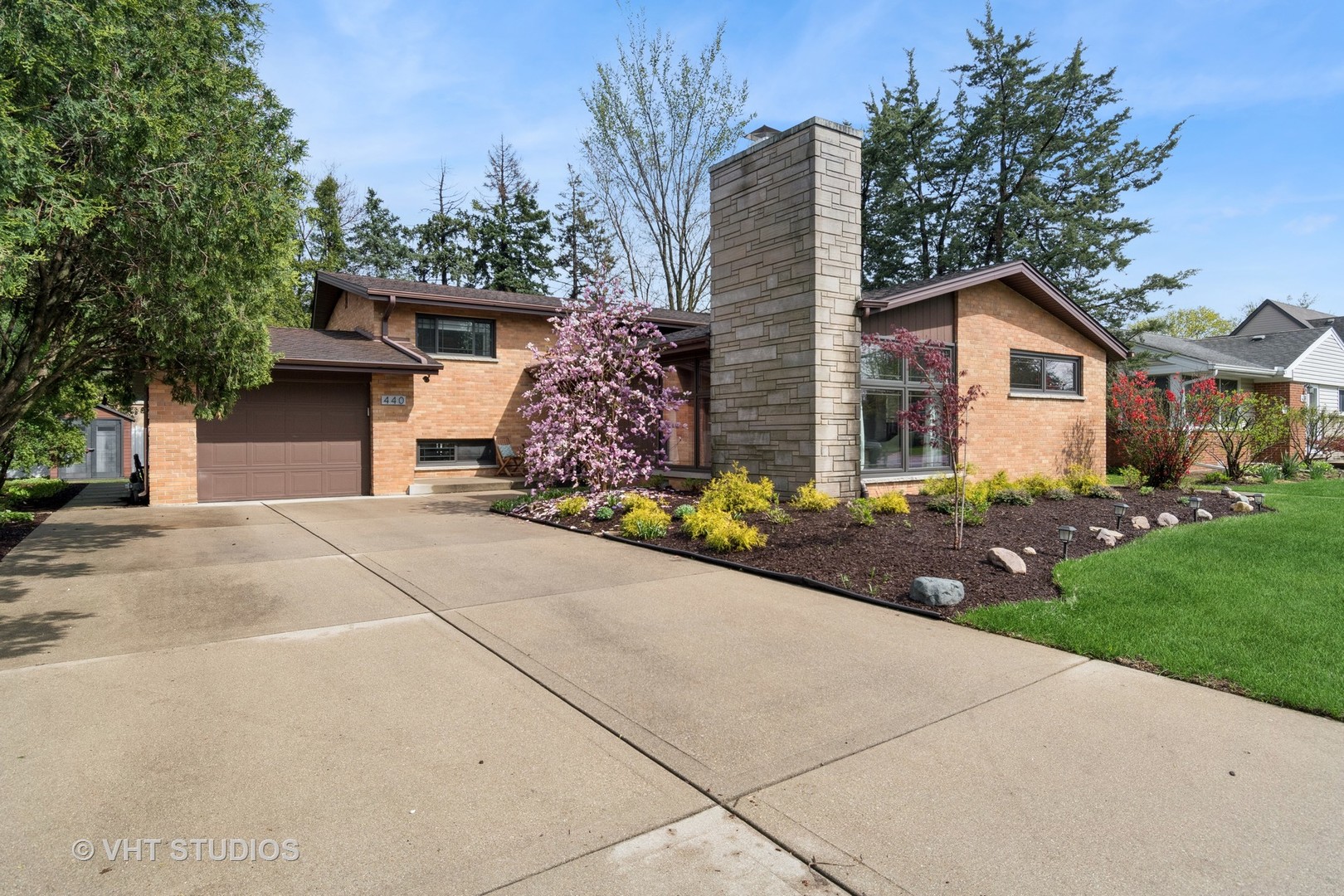 440 E Atwater Avenue, Elmhurst, IL 60126