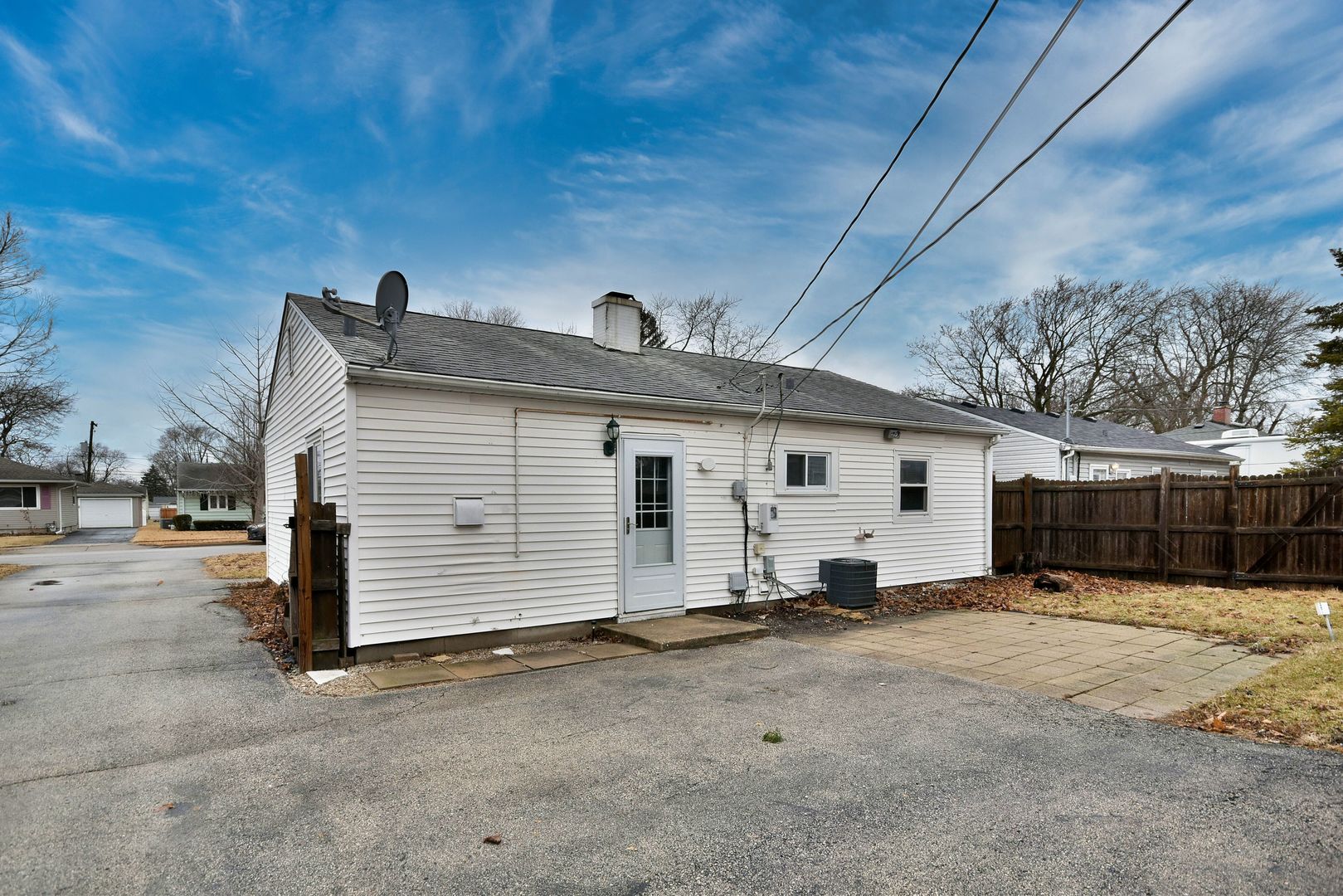 904 Westshire Drive, Joliet, IL 60435
