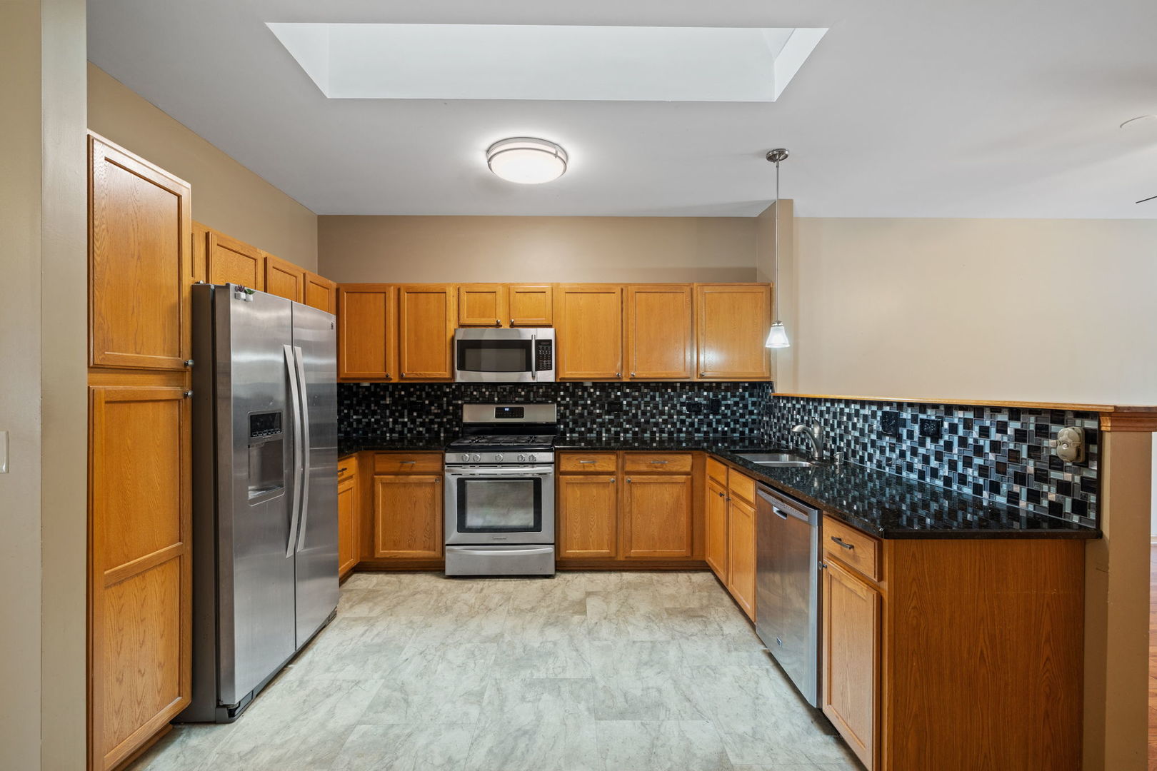 19242 104th Avenue, Mokena, IL 60448