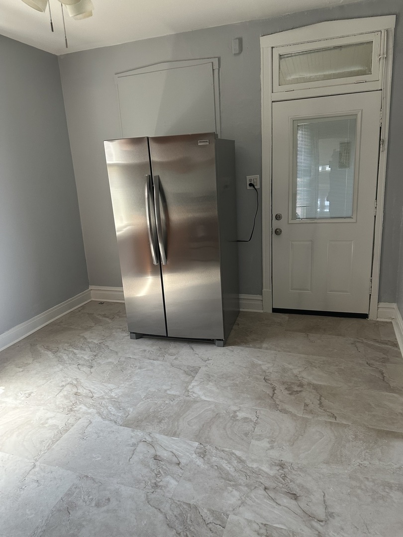 6546 S Rockwell Street #2, Chicago, IL 60629