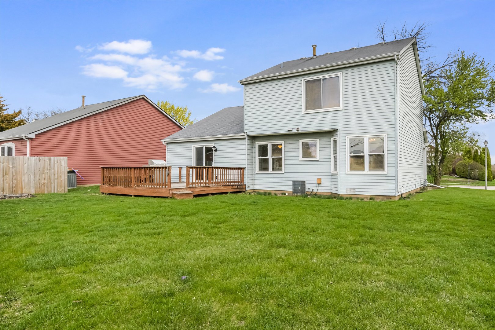 1005 Thomas Boulevard, Mundelein, IL 60060
